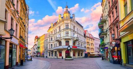 Szlak toruńskich aniołów i fortepian plenerowy. Nowa atrakcja na Kujawach
