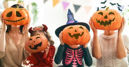 Halloween w Polsce. Atrakcje i miejsca na upiorną podróż