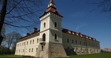 Piknik Rycerski Kompleks Zamkowy Tarnowice Stare