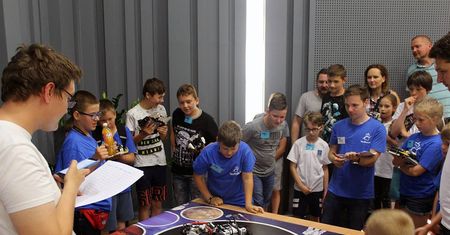 Zawody SUMO Robotów LEGO - Politechnika Warszawska