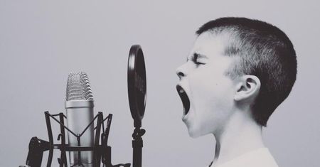 Bicie, kopanie, gryzienie - czemu dzieci to robią?