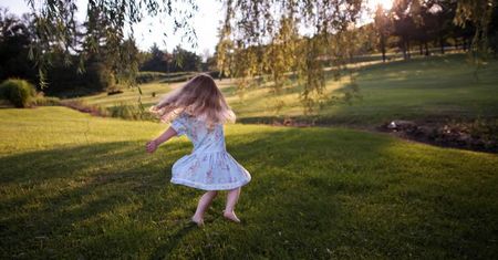 5 inspirujących zabaw na świeżym powietrzu