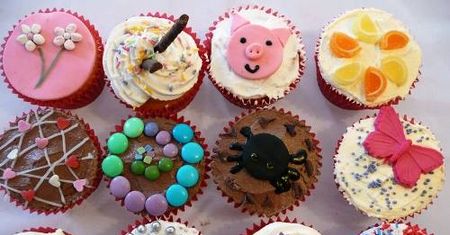 Warsztaty cukiernicze dla dzieci - kurs dekorowania cupcake'ów