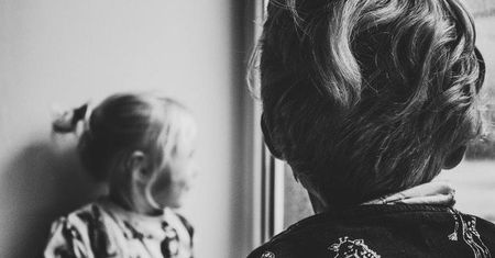 Gdy pojawia się drugie dziecko...  – zazdrość o rodzeństwo
