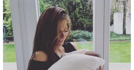 Anna i Robert Lewandowscy pokazują się z córką! Ale nie pokazują jej twarzy.