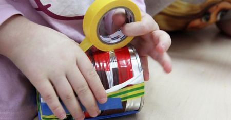 Jak zrobić grzechotkę? – zabawa nie tylko dla umuzykalnionych