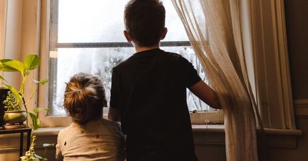 UNICEF Polska alarmuje! Rośnie skala przemocy domowej wobec dzieci