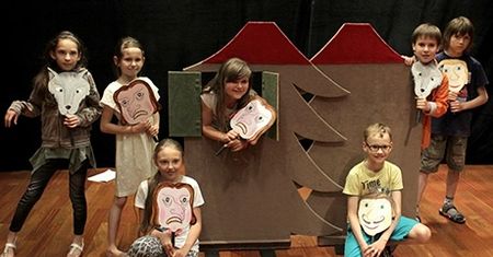 Grupa Pociąg Teatralny - "Lekcja historii"
