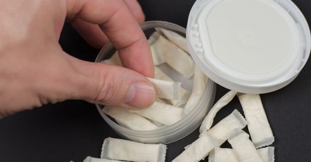 Snus a organizm człowieka: fakty, zagrożenia i skutki używania
