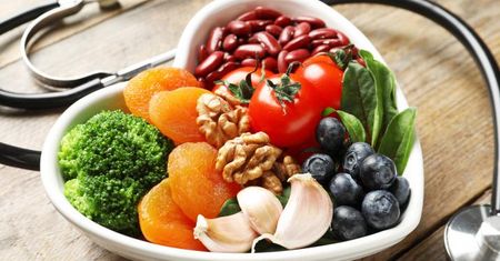 Podwyższony cholesterol a dieta. Na co zwrócić uwagę?