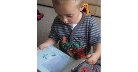 Otwieranie i zamykanie - nauka metodą Montessori