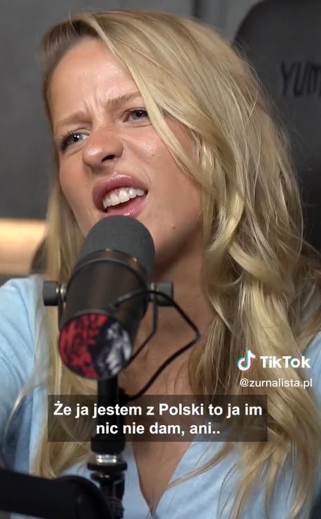 Jessica Mercedes paraduje po Warszawie z PODRÓBĄ LOUIS VUITTON?! (ZDJĘCIA)  - Pudelek