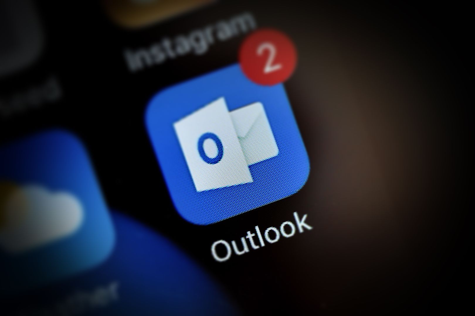 Jak zmienić ustawienia e-mail w Microsoft Outlook? » Domenomania.pl
