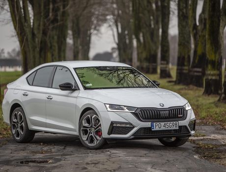 Skoda Octavia RS a konkurencja