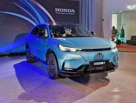 Nowa Honda e:Ny1