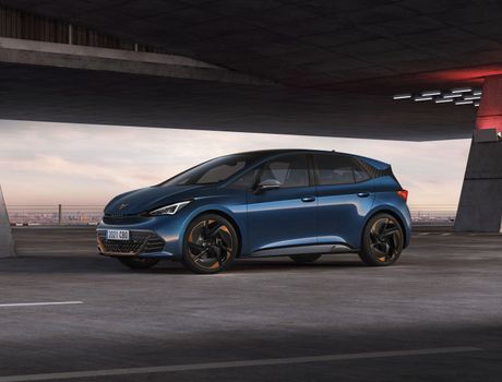 Nowa Cupra Born 2023