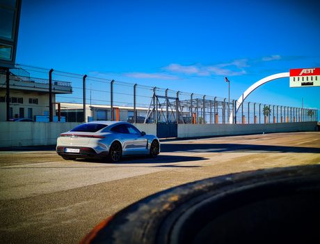 Porsche Taycan GTS 598 KM