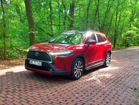 Toyota Corolla Cross 2023 test