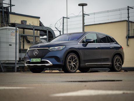 Elektryczny SUV Mercedes EQE SUV 500 4Matic