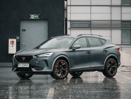 Cupra formentor 190 KM