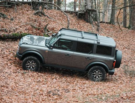 Ford Bronco 2024