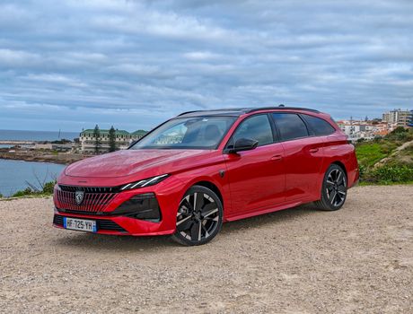 Nowy Peugeot 308 i 308 SW facelifting