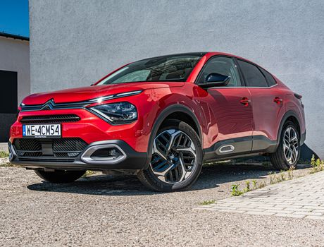 Citroen C4 X