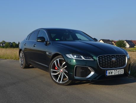 Jaguar XF 2021 2.0 i4 P300 R HSE
