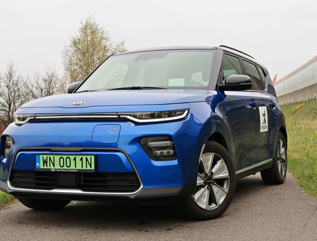 Kia ESoul elektryczny samochód w leasingu