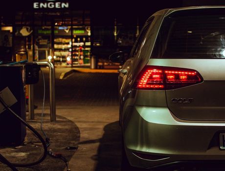 Diesel, czy benzyna? Co Polacy kupują częściej