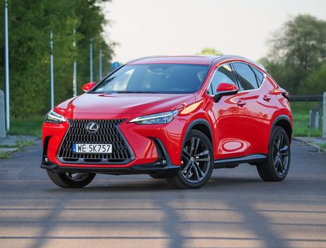 Lexus NX