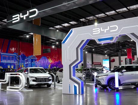 byd stand