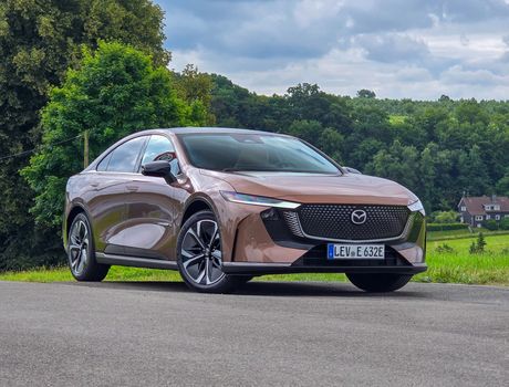 Mazda 6e
