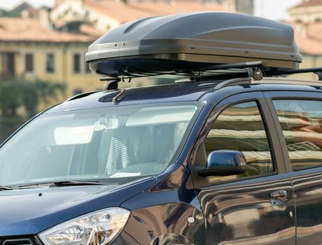 jak przewozić narty