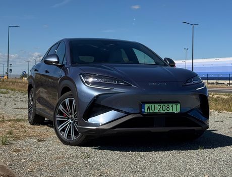 BYD Sealion 7
