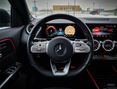 Mercedes EQA test