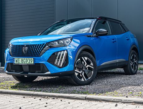 Peugeot e-2008 GT 54 kWh