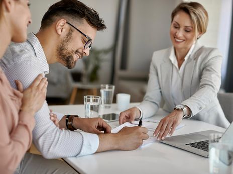 Obrazek - Bezpieczne decyzje: warunki umowy pod lupą