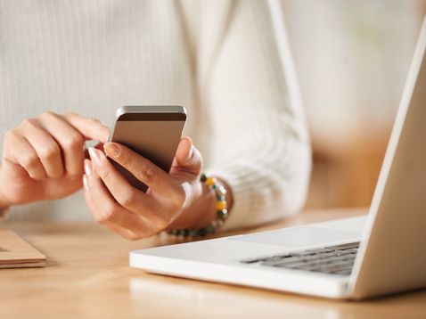 Obrazek - Wybierz ofertę i złóż zapytanie online