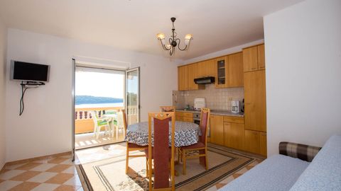 Apartament 4-osobowy Queen z widokiem na morze z 2 pomieszczeniami sypialnianymi (możliwa dostawka)