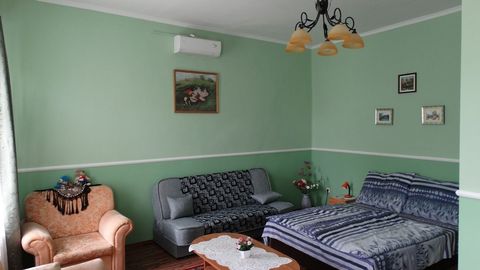 Pokój 2-osobowy na piętrze z łazienką (możliwa dostawka)