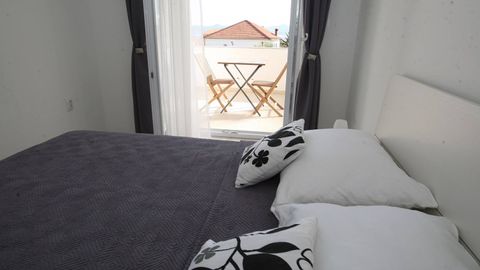Apartament 2-osobowy "B" z widokiem na morze z 1 pomieszczeniem sypialnianym