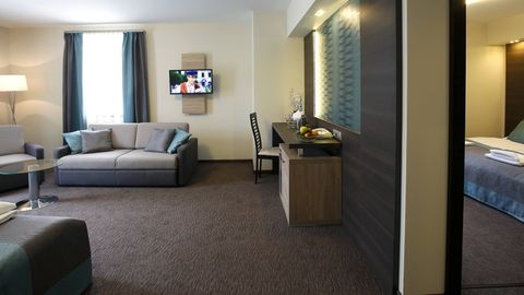 Rezydencja pokój 4-osobowy Premium Przyjazny podróżom rodzinnym z 2 pomieszczeniami sypialnianymi (możliwa dostawka)