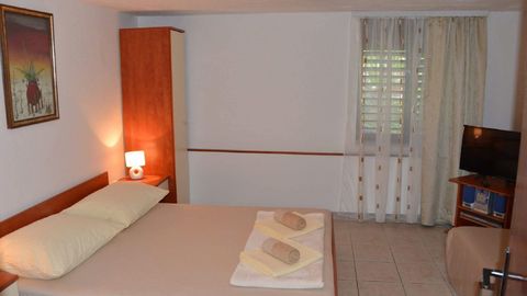 Apartament 5-osobowy z tarasem z widokiem na ogród z 2 pomieszczeniami sypialnianymi