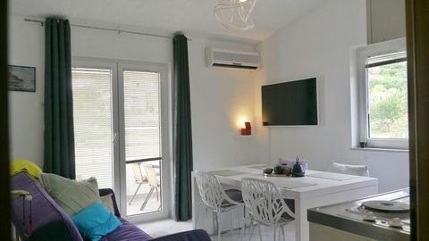 Apartament 4-osobowy z klimatyzacją z widokiem na morze z 1 pomieszczeniem sypialnianym A-11798-c