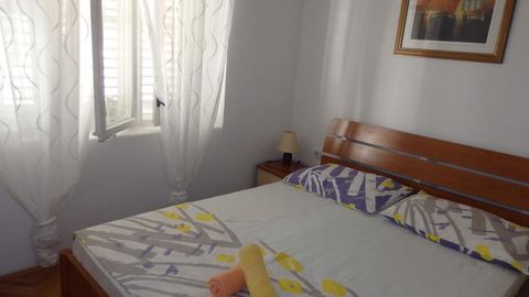 Apartament 6-osobowy z klimatyzacją z widokiem na morze z 3 pomieszczeniami sypialnianymi A-12669-a