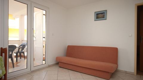 Apartament 4-osobowy z klimatyzacją z tarasem z 1 pomieszczeniem sypialnianym A-6356-a