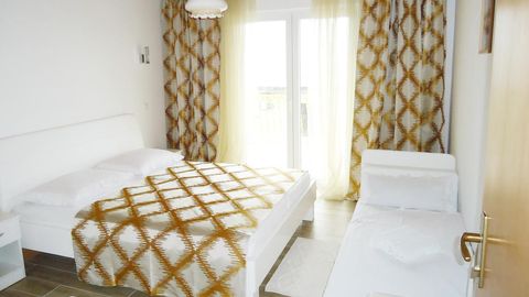 Apartament 6-osobowy z klimatyzacją z widokiem na morze z 2 pomieszczeniami sypialnianymi A-2992-b