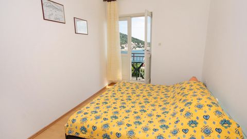 Apartament 4-osobowy z klimatyzacją z widokiem na morze z 2 pomieszczeniami sypialnianymi A-5136-a