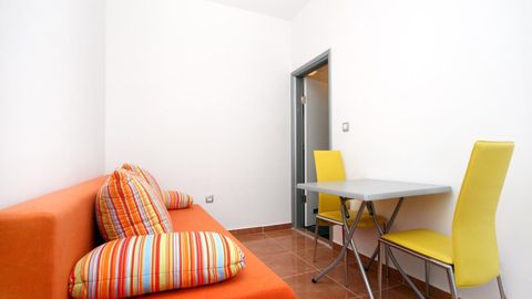 Apartament 4-osobowy z klimatyzacją z widokiem na morze z 1 pomieszczeniem sypialnianym A-2816-d